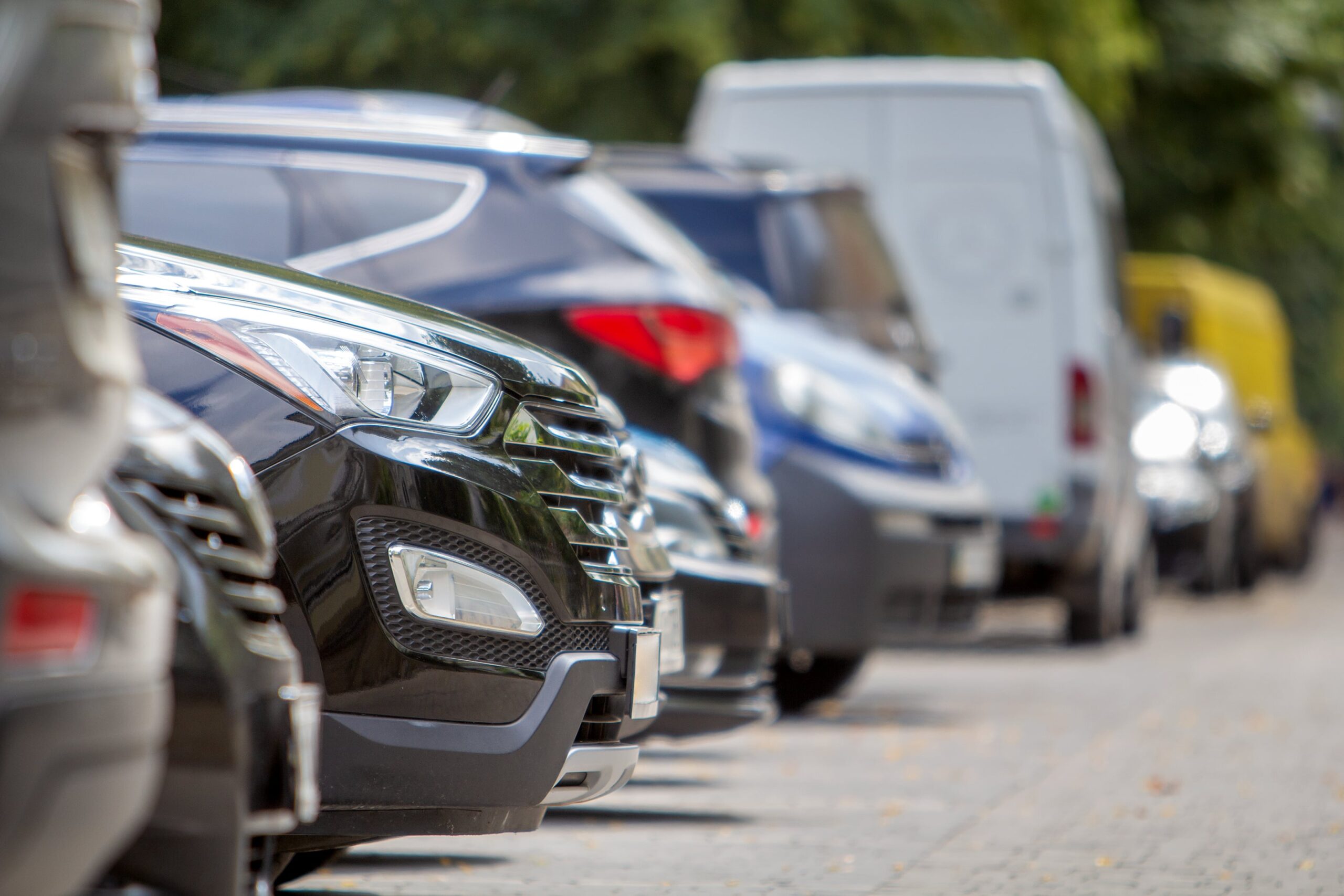 Kyiv ukraine october 14 2019 row of cars park 2024 12 06 22 49 55 utc min